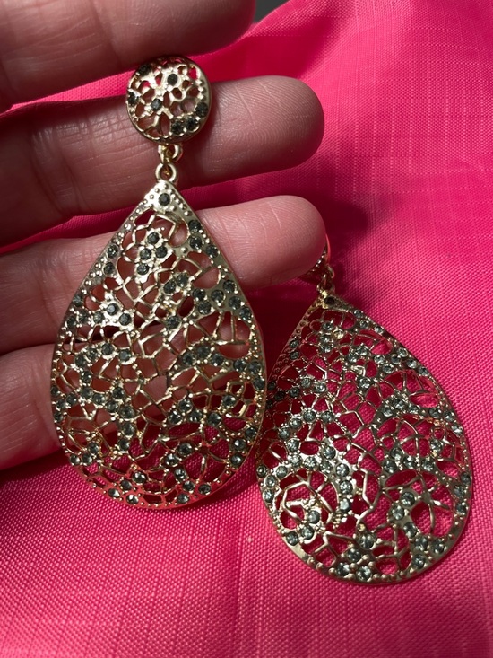 Source Unknown Jewelry - Gold Lace Teardrop Dangle Earrings Blue/Green Crystal Accents